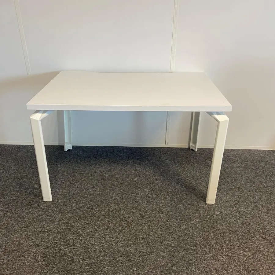 Bureau blanc Haworth 120x80cm