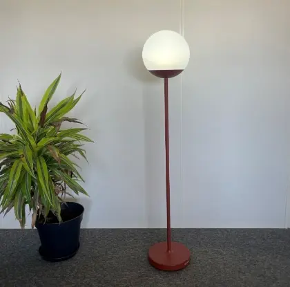 Lampe - Fermob/Mooon - H134cm - Ocre rouge